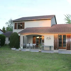 https://les-ecureuils.hotels-rhonealpes.com